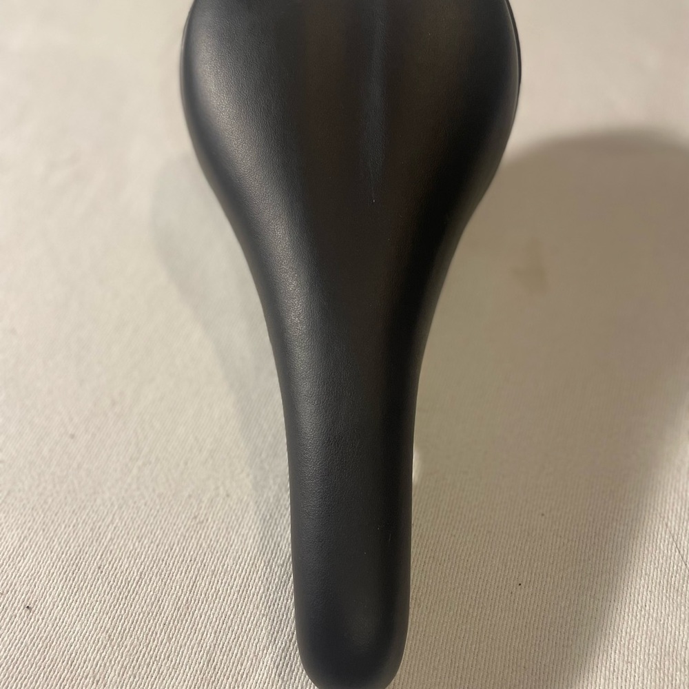 Classic Black Outdoor Game Seat Saddle - Unbranded